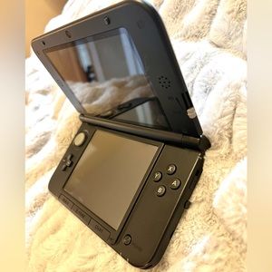 Mario & Luigi 3DS XL with UNOPENED Pokémon Sun & Stylus.